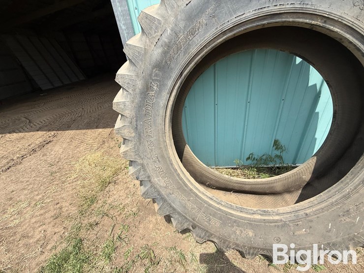 titan-hi--traction-lug-radial-r-1-520/85r42-tire-image-7