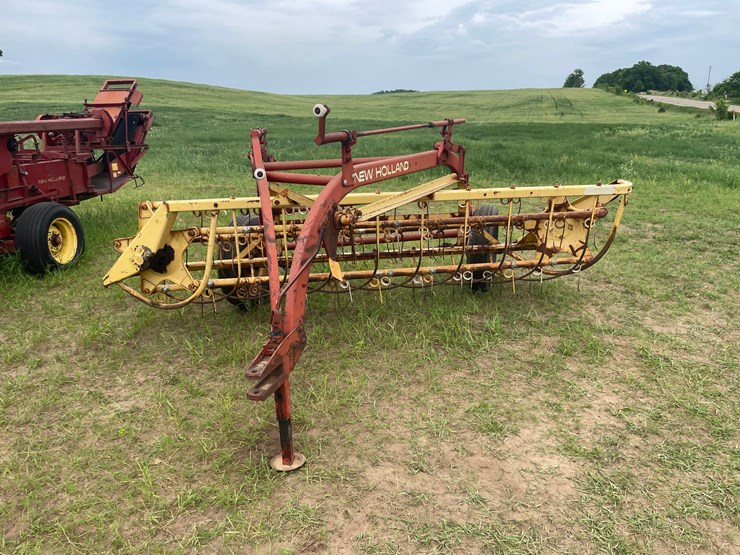 new-holland-256-image-2
