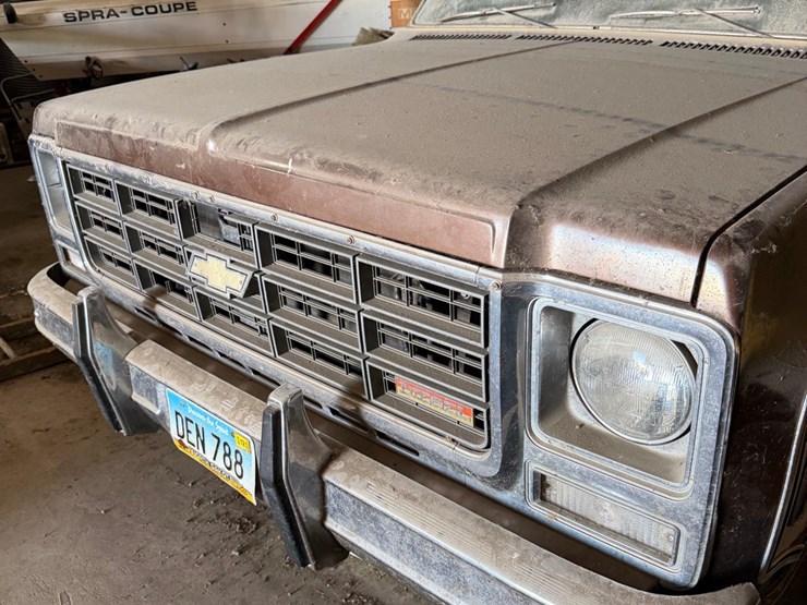 1979-￼chevy-5.7-diesel-half-ton-pickup,-2-wheel-drive,-needs-transmission-work,-shedded,-nice-shape-image-26