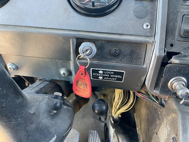 mack-dm688s-image-59