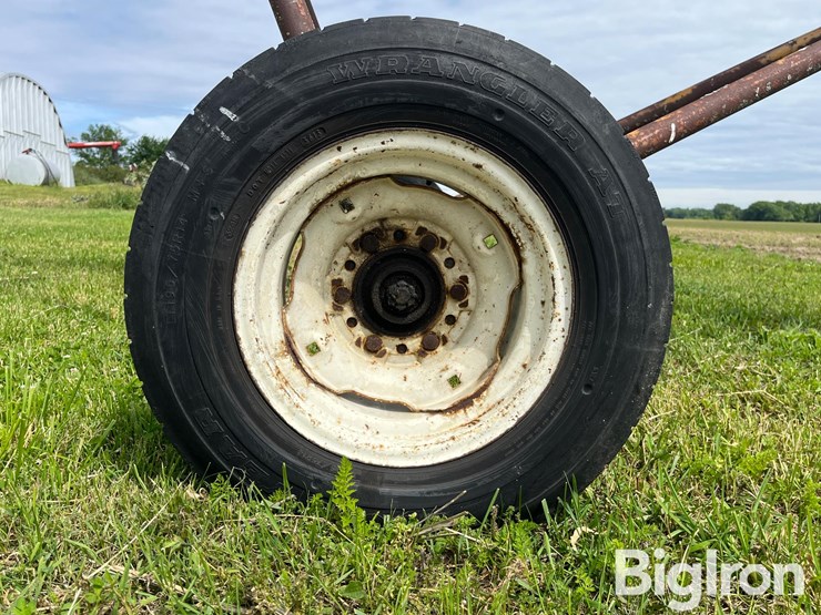 hutchinson-10"-portable-grain-auger-image-18