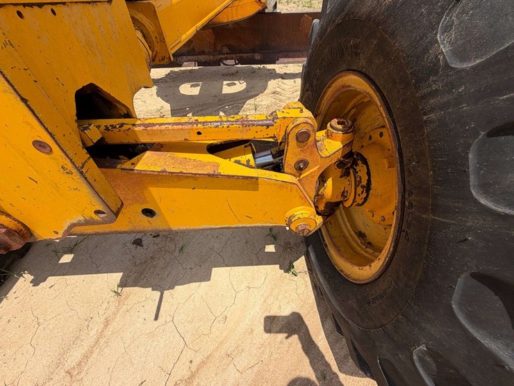 1992-deere-670b-image-9