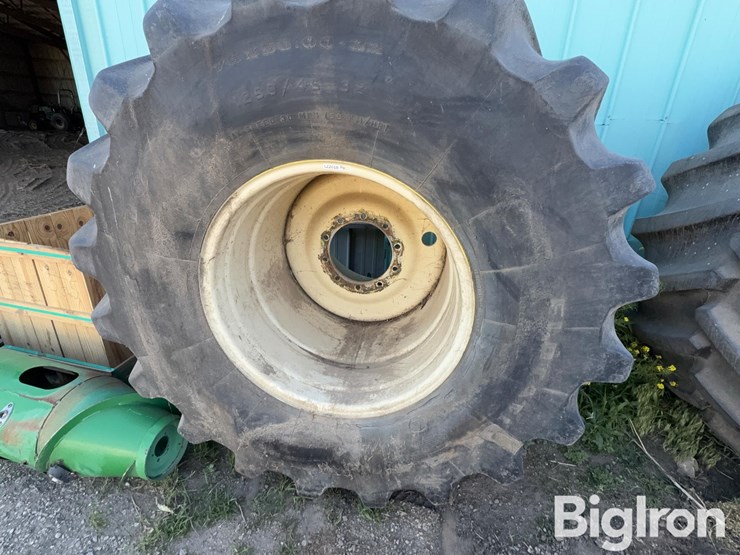firestone-76x50.00-32-flotation-tire-&-rim-image-2