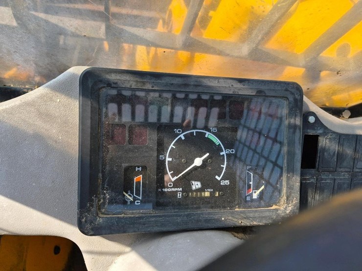 1998-jcb-520-image-16