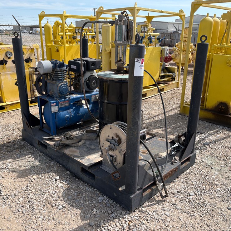 7’ x 4’ pneumatic grease pump skid
