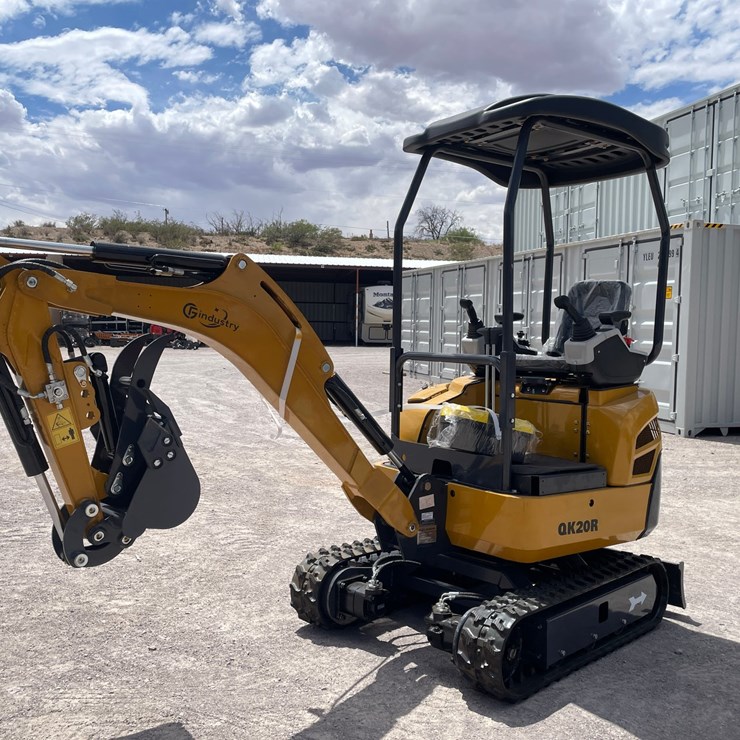 #2661 • Unused CFG Mini Excavator