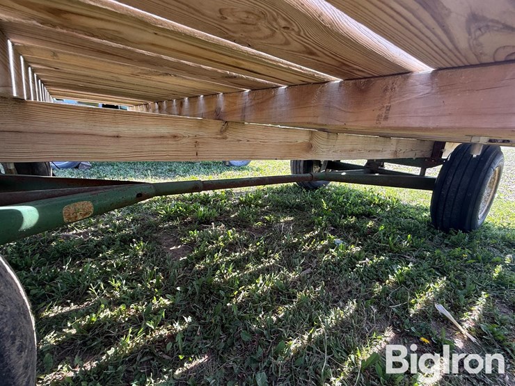 16'-hay-rack-on-john-deere-running-gear-image-16