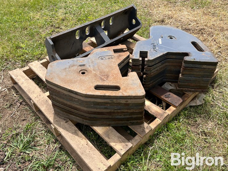 new-holland-tv140-suitcase-weights-image-3