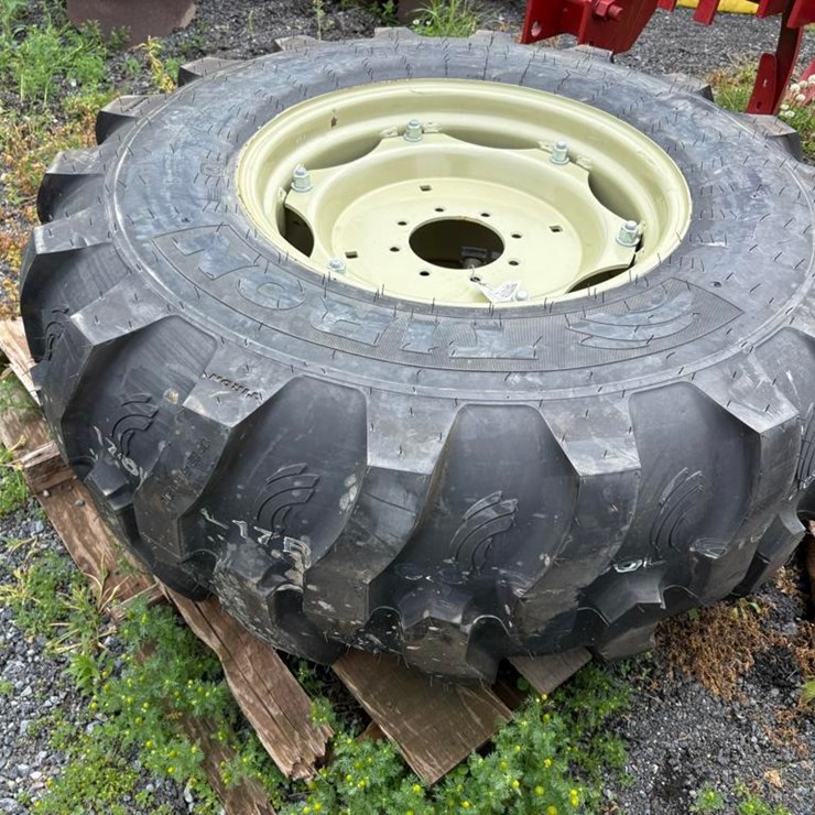Tiron 16.9-24 Tire w/ 8-Lug Rim (single)