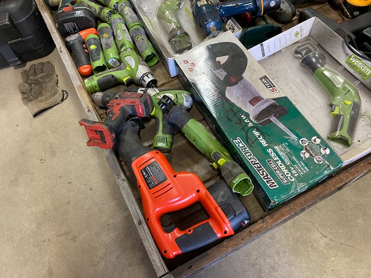#7506-•-pallet-of-battery-powered-tools-(antigo,-wi)-image-10