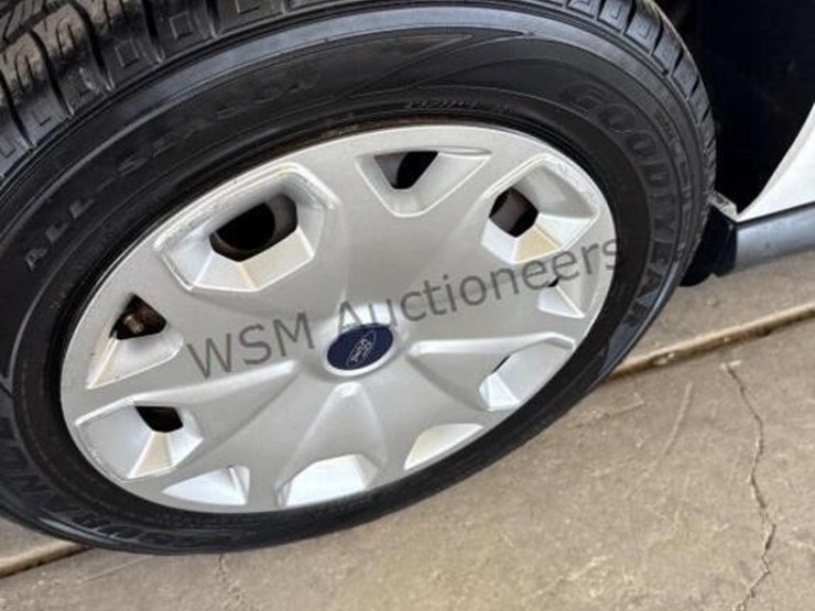 2015-ford-transit-connect-image-9