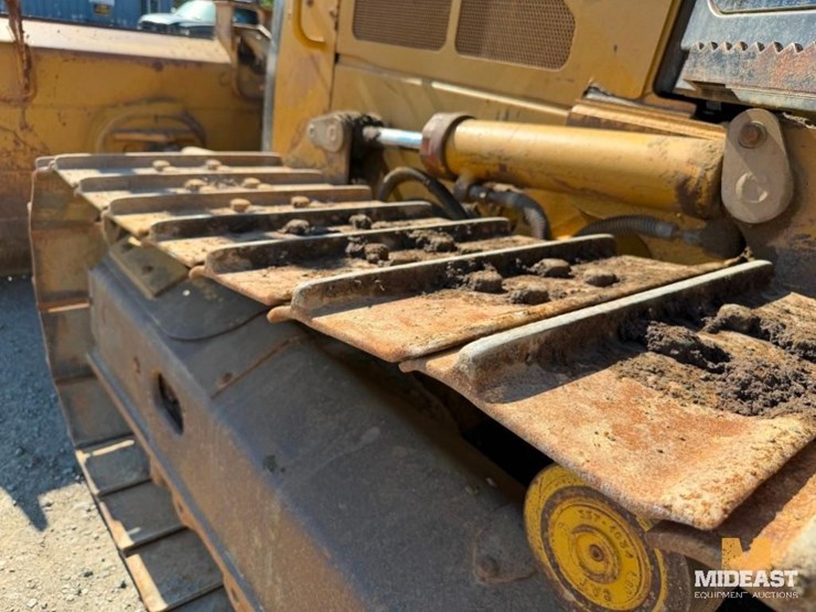 caterpillar-d5k-image-12