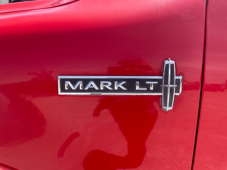 #220-•-2006-lincoln-mark-lt-pickup-truck-(has-a-nm-title)-image-8