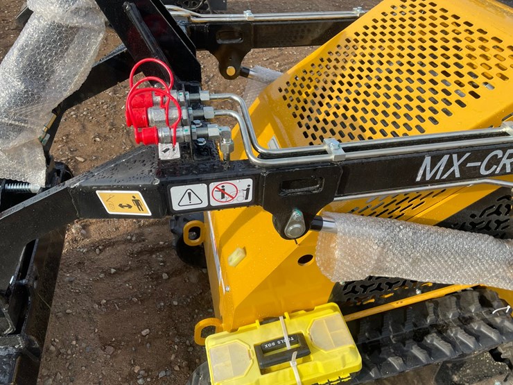 #2009-•-2026-agt-mx-crt23-compact-track-loader-image-16
