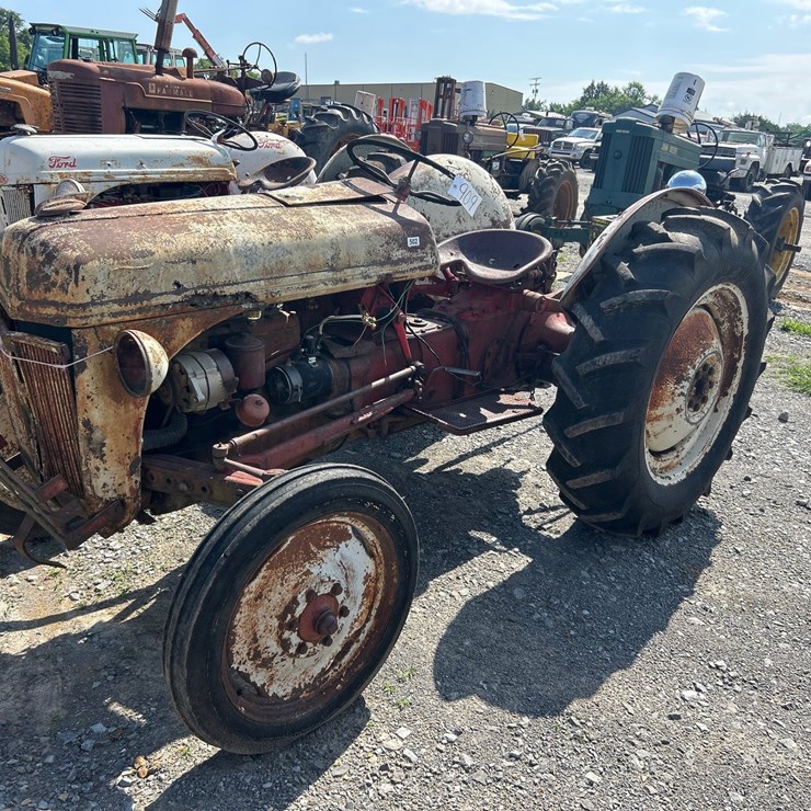 FORD TRACTOR