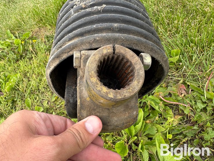 john-deere-120-image-9