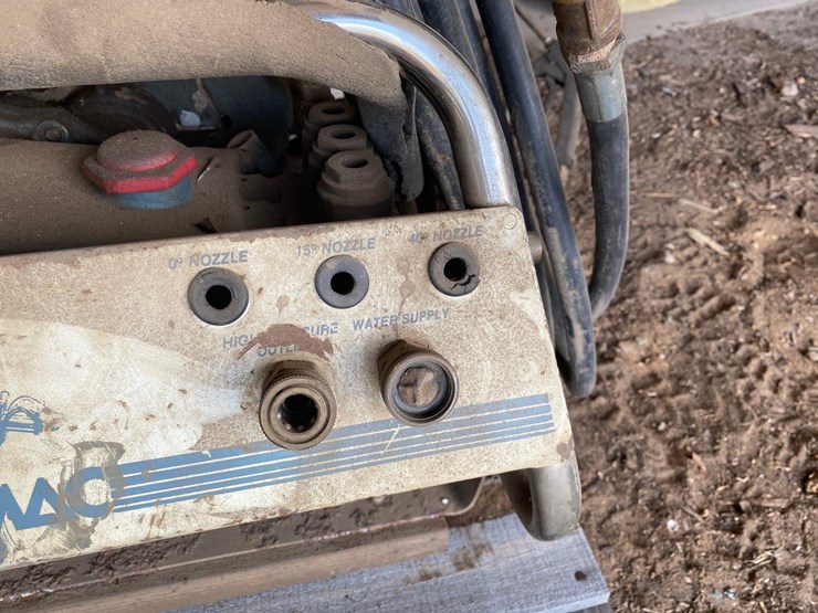 #7073-•-baumac-gas-powered-pressure-washer-(deerbrook,-wi)-image-5