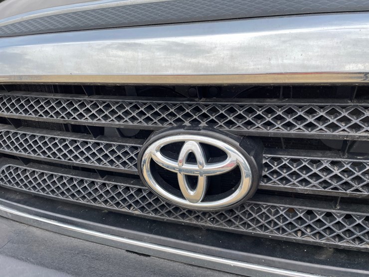 2007-toyota-tundra-sr5-image-9