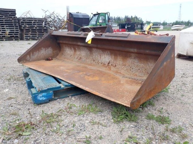 83.5-in.-bucket-image-1