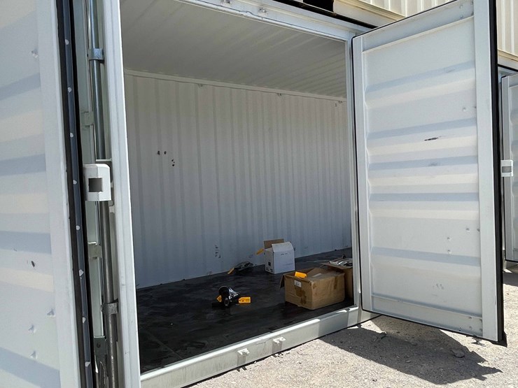 #100-•-40'-high-cube-multi-door-container-image-16