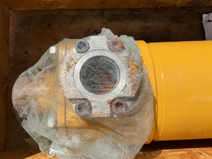 caterpillar-c27-image-15