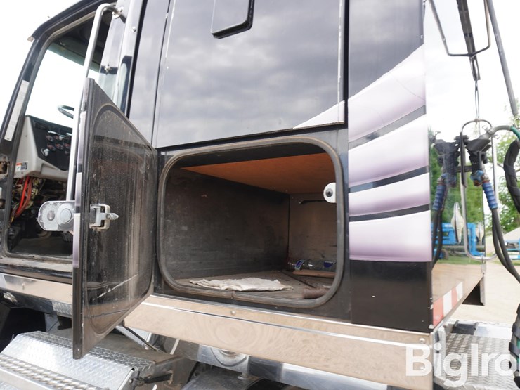 2015-western-star-4900-image-9