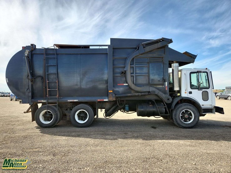 1999-mack-mr690s-image-5