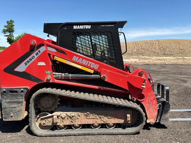 2023-manitou-2550rt-image-6
