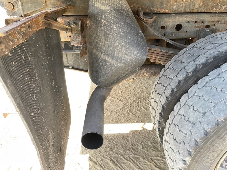 2003-ford-f550-image-98