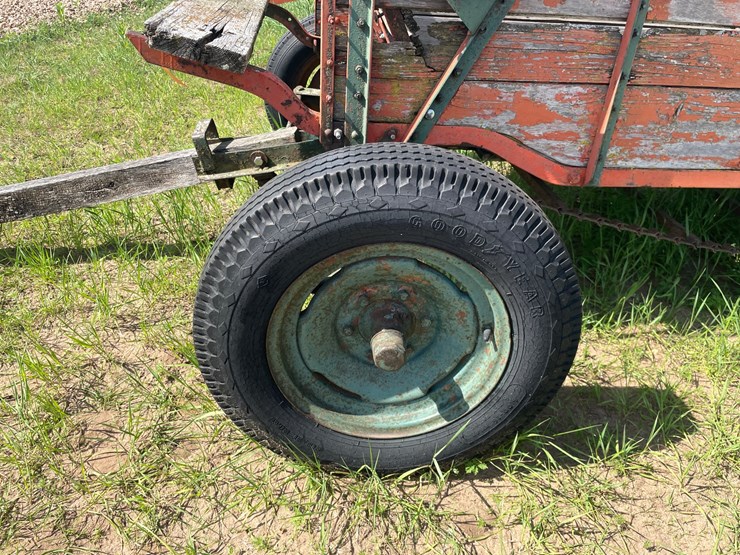 #2010-•-vintage-manure-spreader-(colfax-wi)-image-40