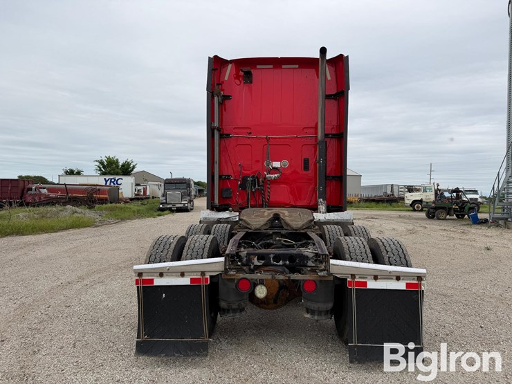 2010-international-prostar-image-6