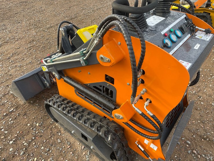 #2004-•-unused-2026-landhonor-mini-skid-steer-loader-image-11