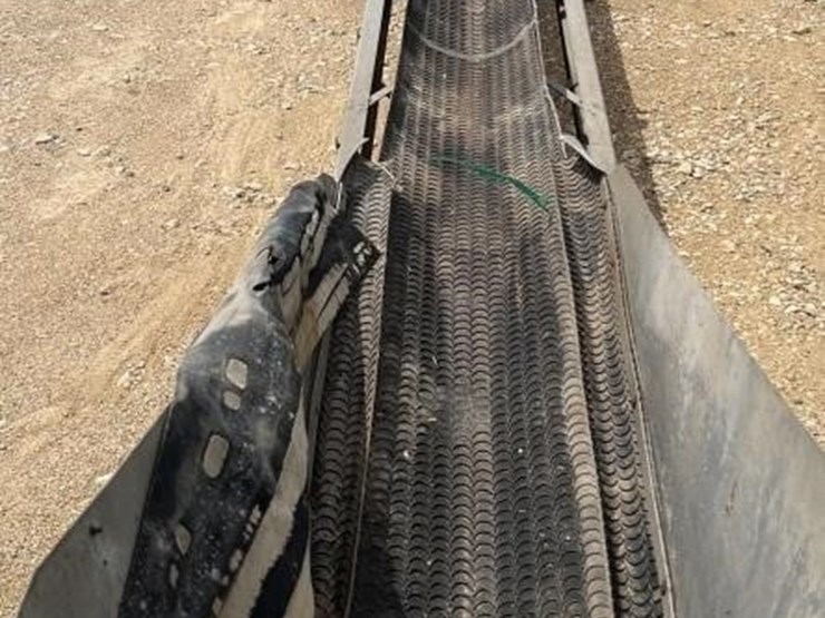l3---binkley-fertilizer-conveyer-belt-image-1