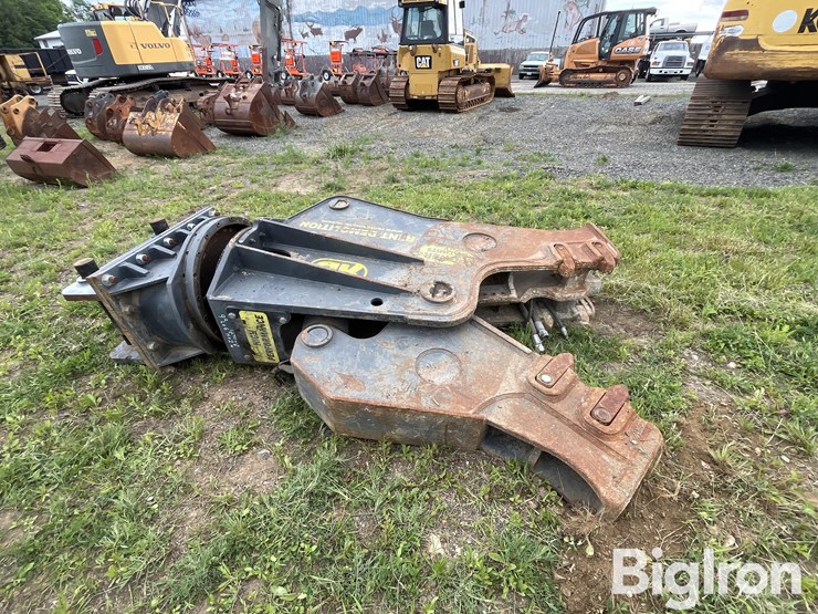 rent-demolition-rd30-hydraulic-rotating-pulverizer-image-3