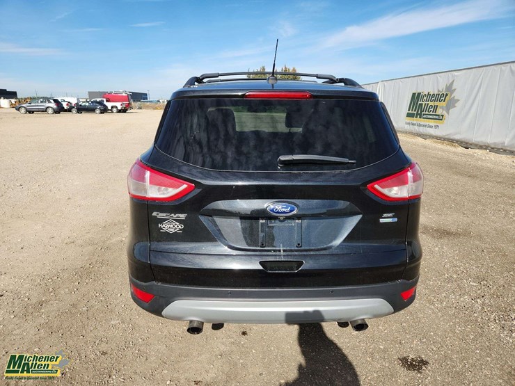 2015-ford-escape-image-7