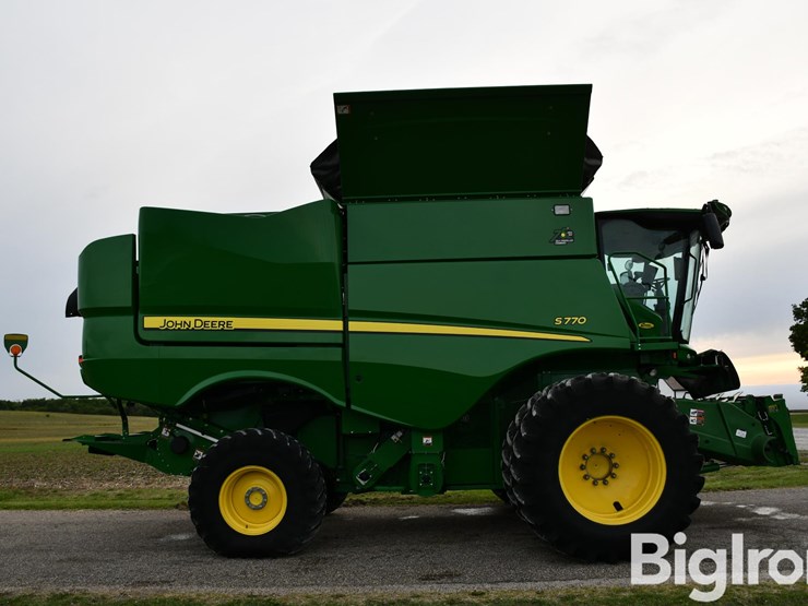 2022-john-deere-s770-image-4