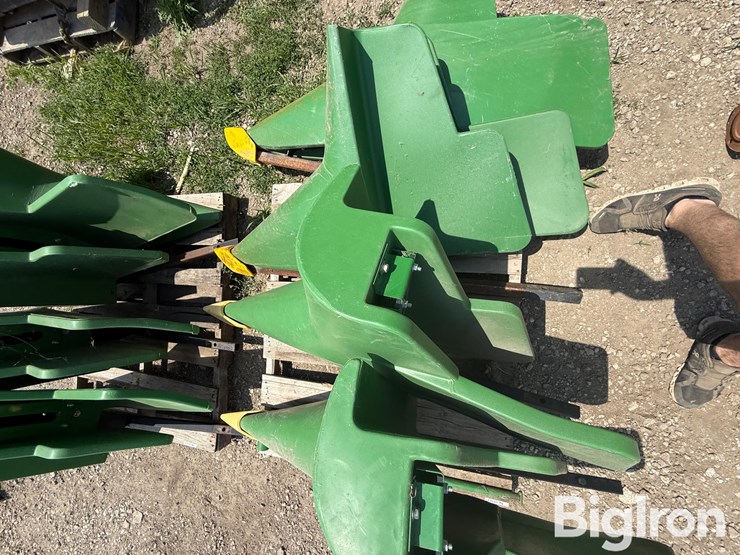 john-deere-platform-head-end-snouts-image-12