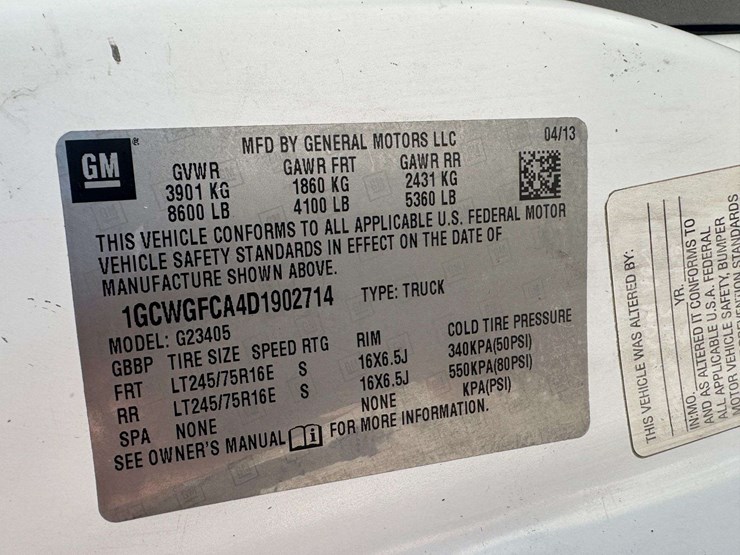 2013-chevrolet-express-g2500-image-28