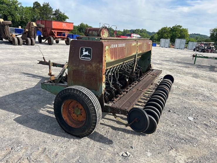 john-deere-8200-image-4
