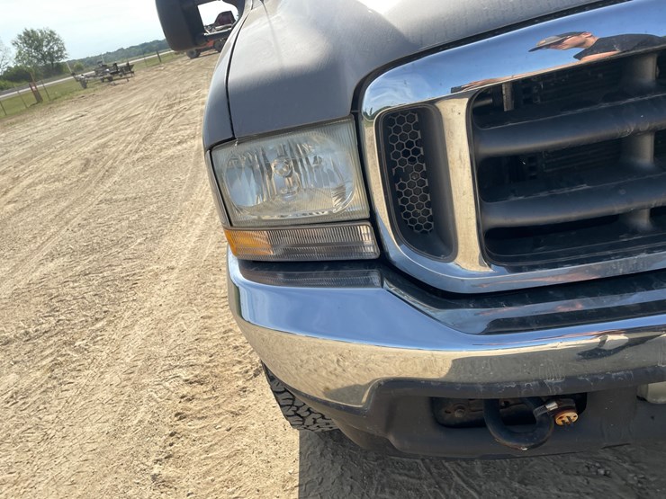2004-ford-f350-image-32