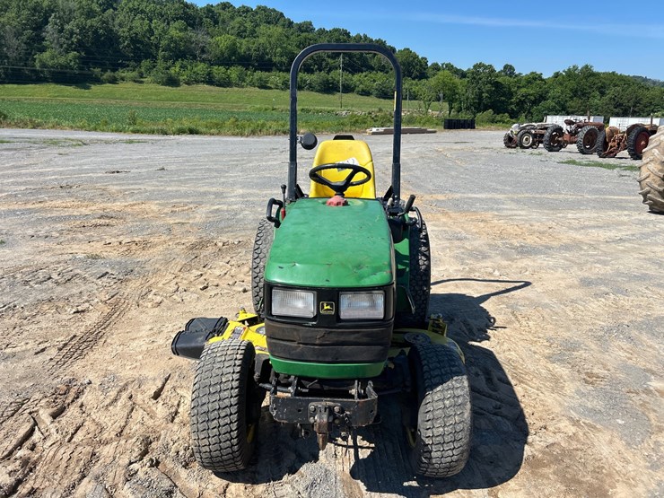 john-deere-4100-image-6