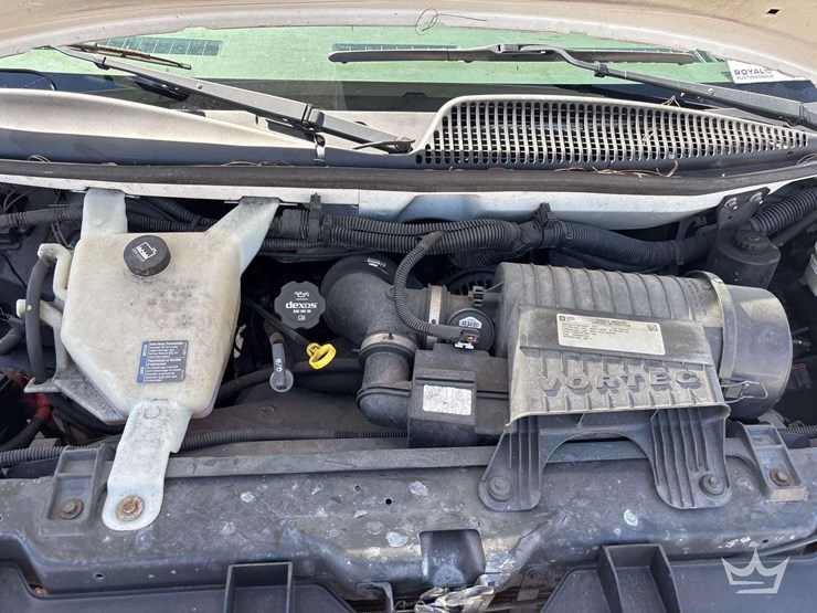 2015-chevrolet-express-2500-image-7