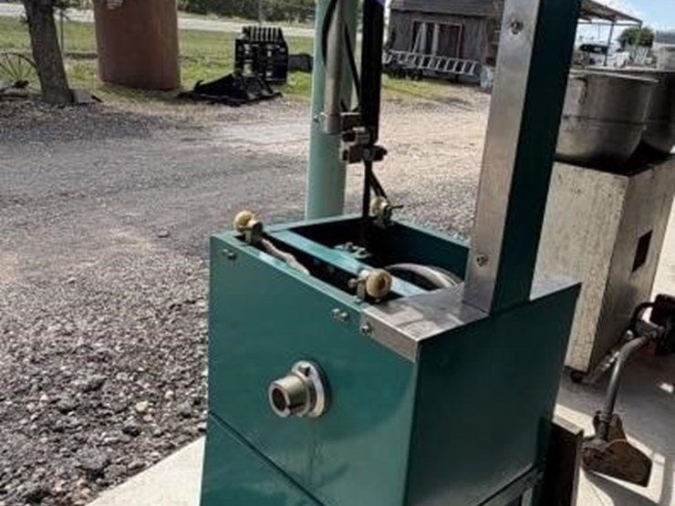 sl--meat-saw-image-1