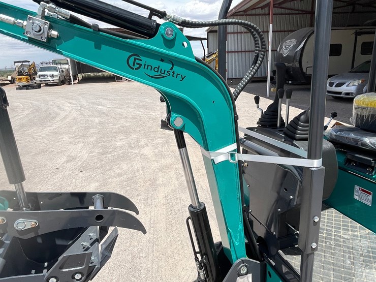 #2659-•-unused-cfg-mini-excavator-image-20