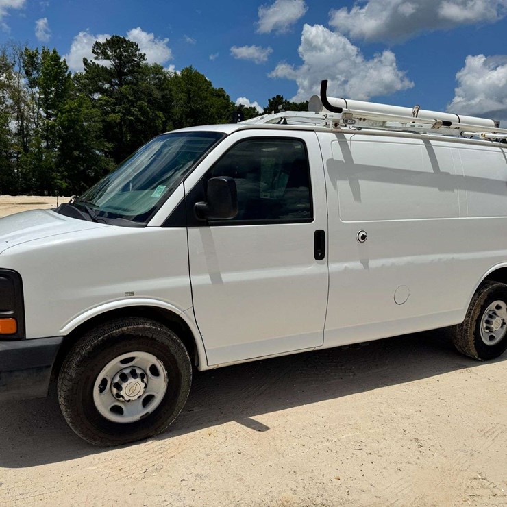 2013 CHEVROLET EXPRESS G2500