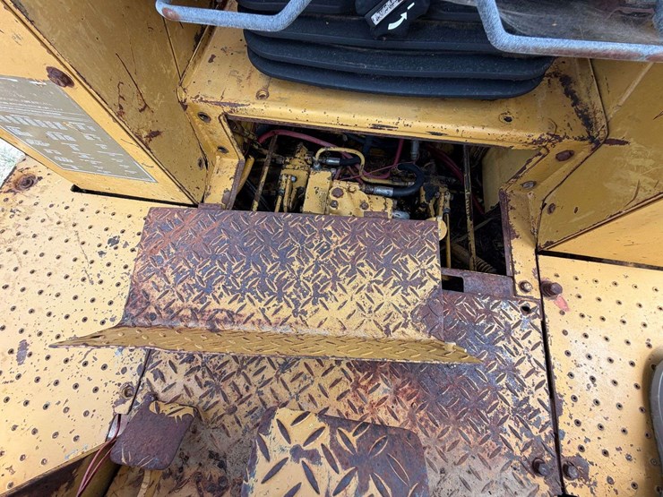 caterpillar-d3c-image-23