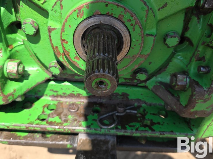 1972-john-deere-4320-image-13