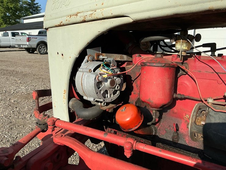 1951-ford-8n-image-26