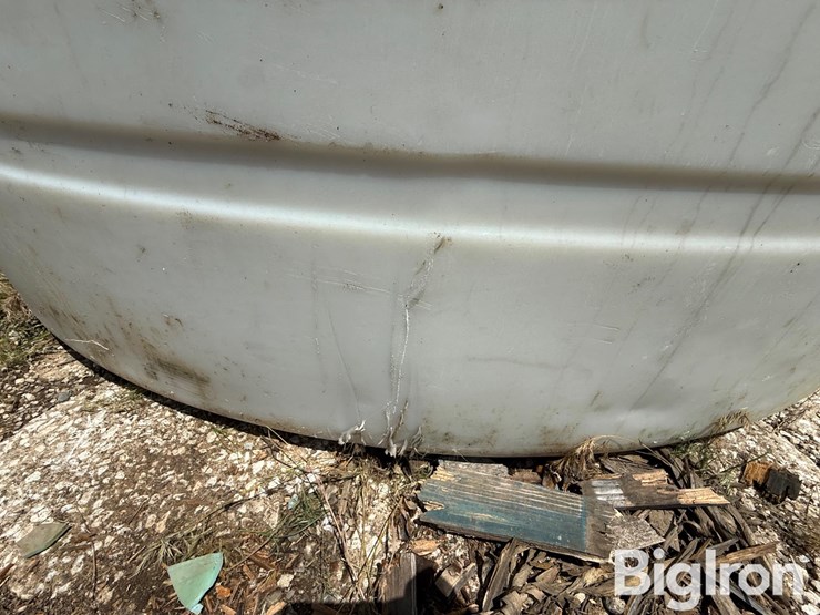 crown-rotational-molded-products-inc-5,500-gallon-vertical-tank-image-10