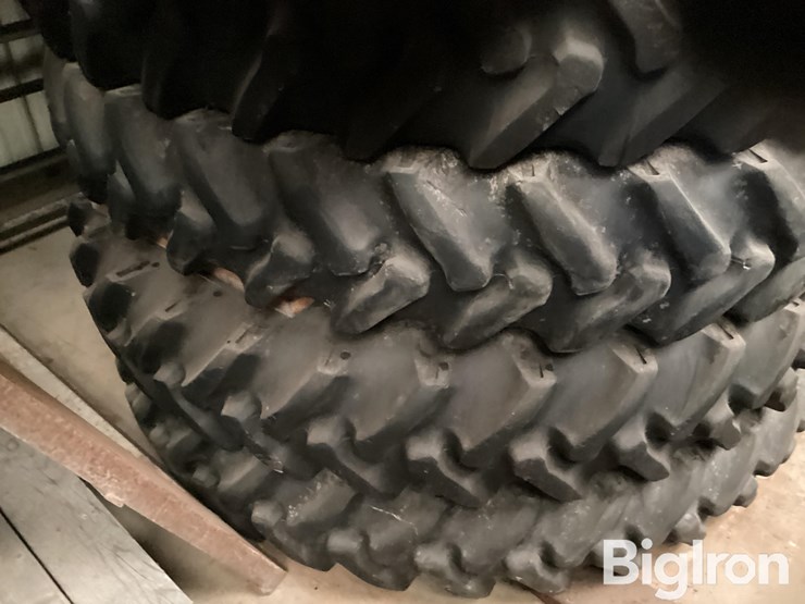 goodyear-320/90r50-sprayer-tires-&-rims-image-4